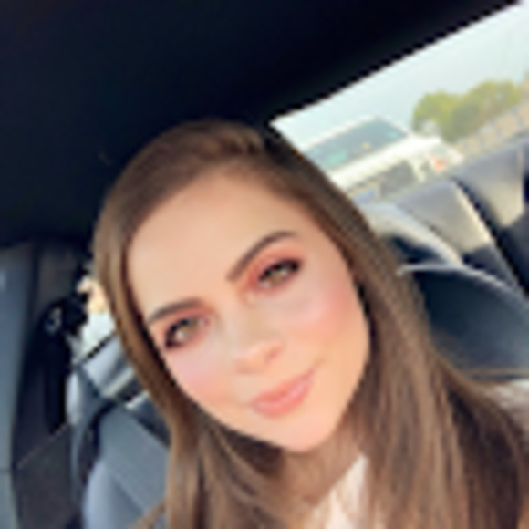 Meet your Posher, Paige - Picture 1 of 1